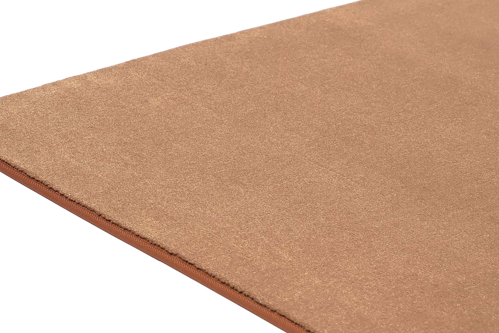 VM Carpet Usva vaaleanruskea